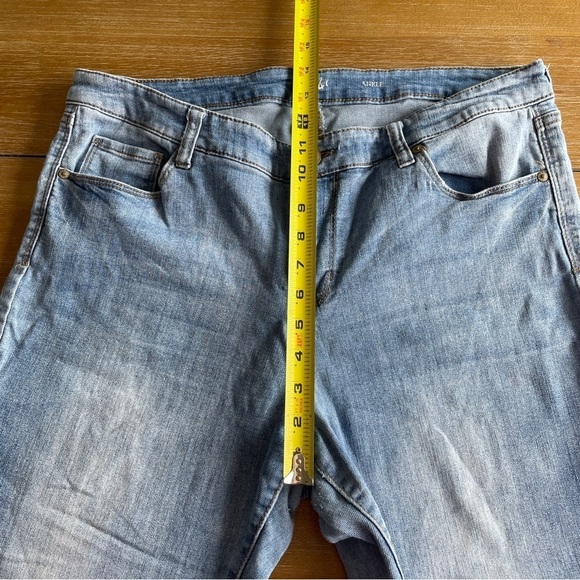 Style & Co Light Wash High Rise Waist Straight Leg Ankle Cropped Jean Plus Sz 14 - Picture 5 of 12